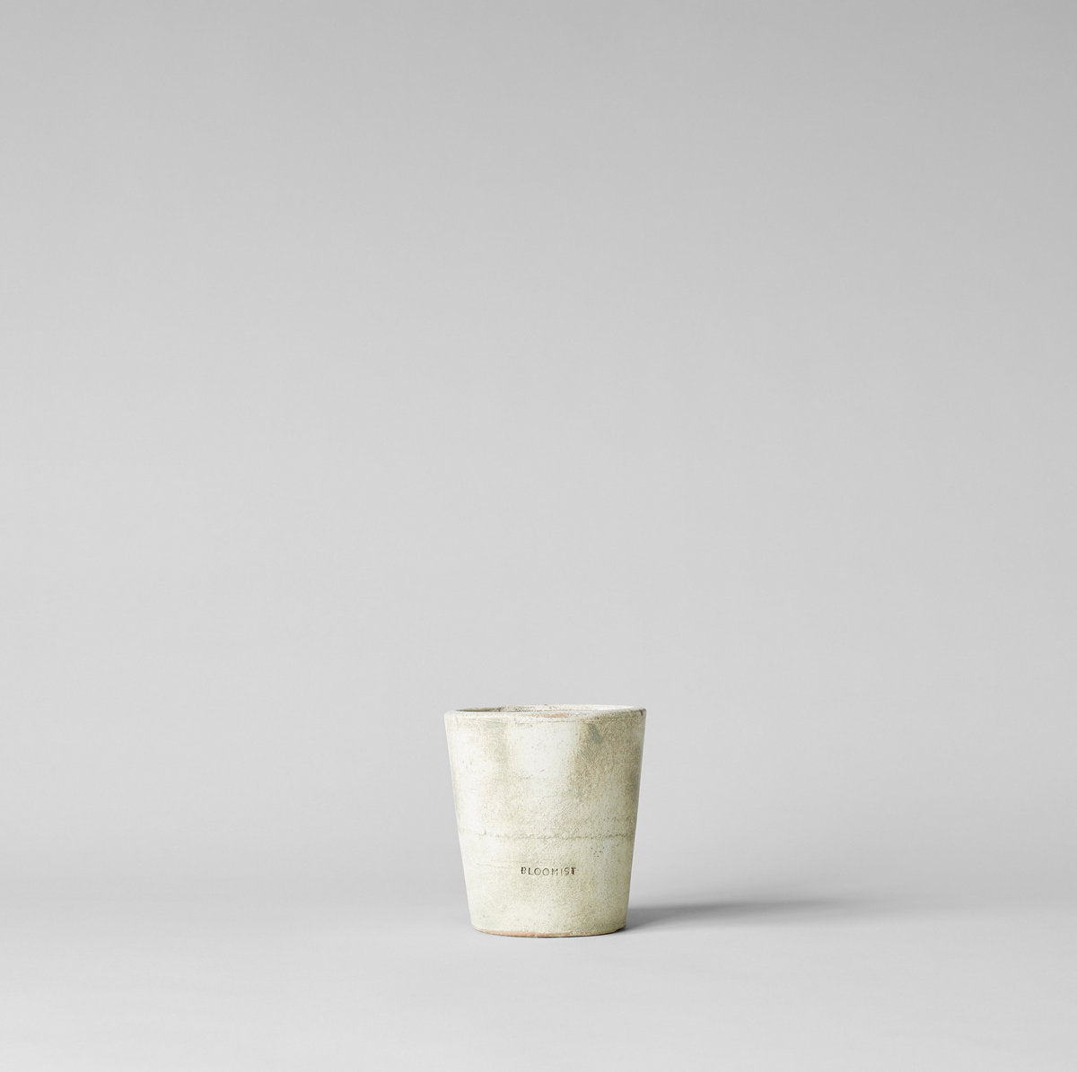 Terra Cotta Basic Planter, White Patina