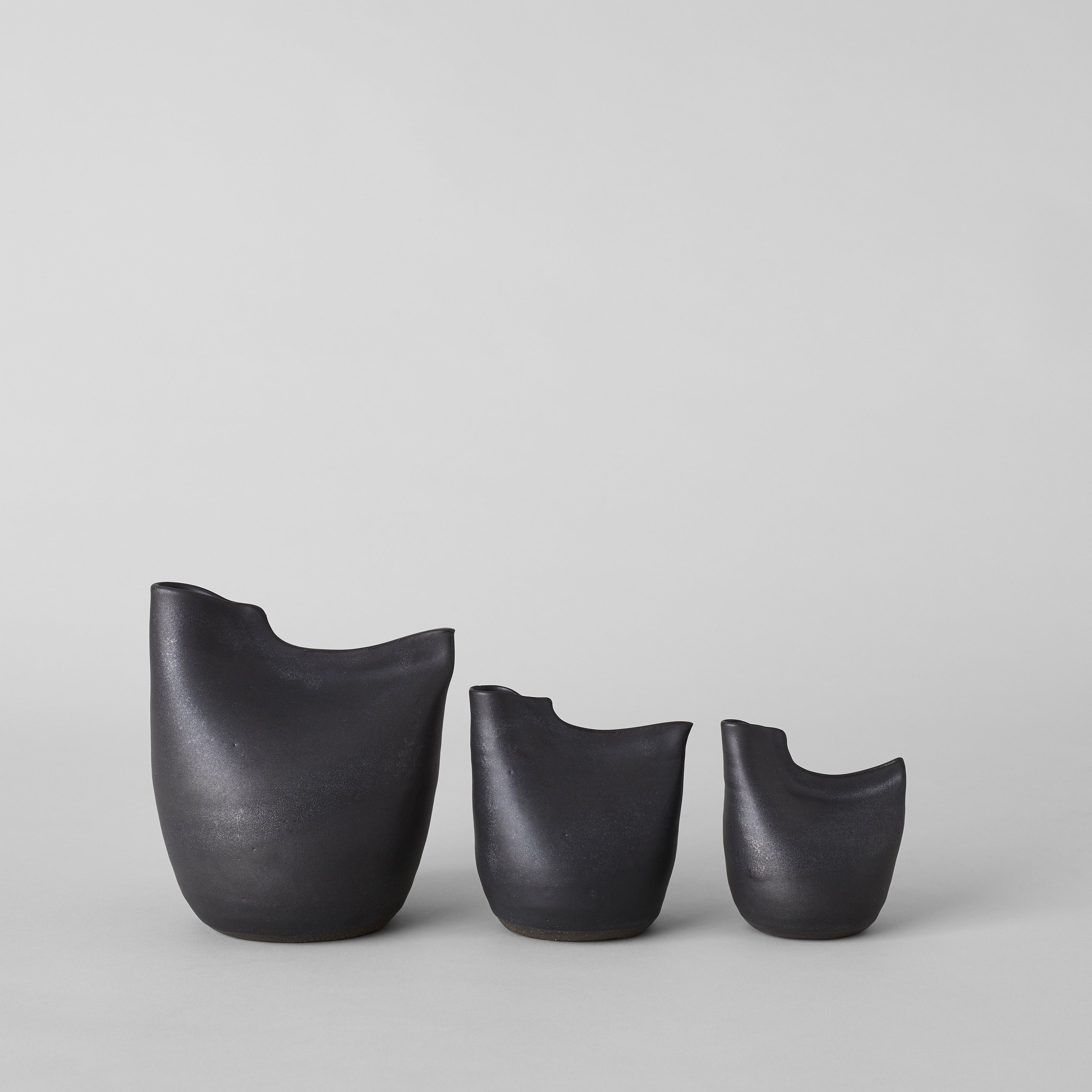Bird Vase, Black
