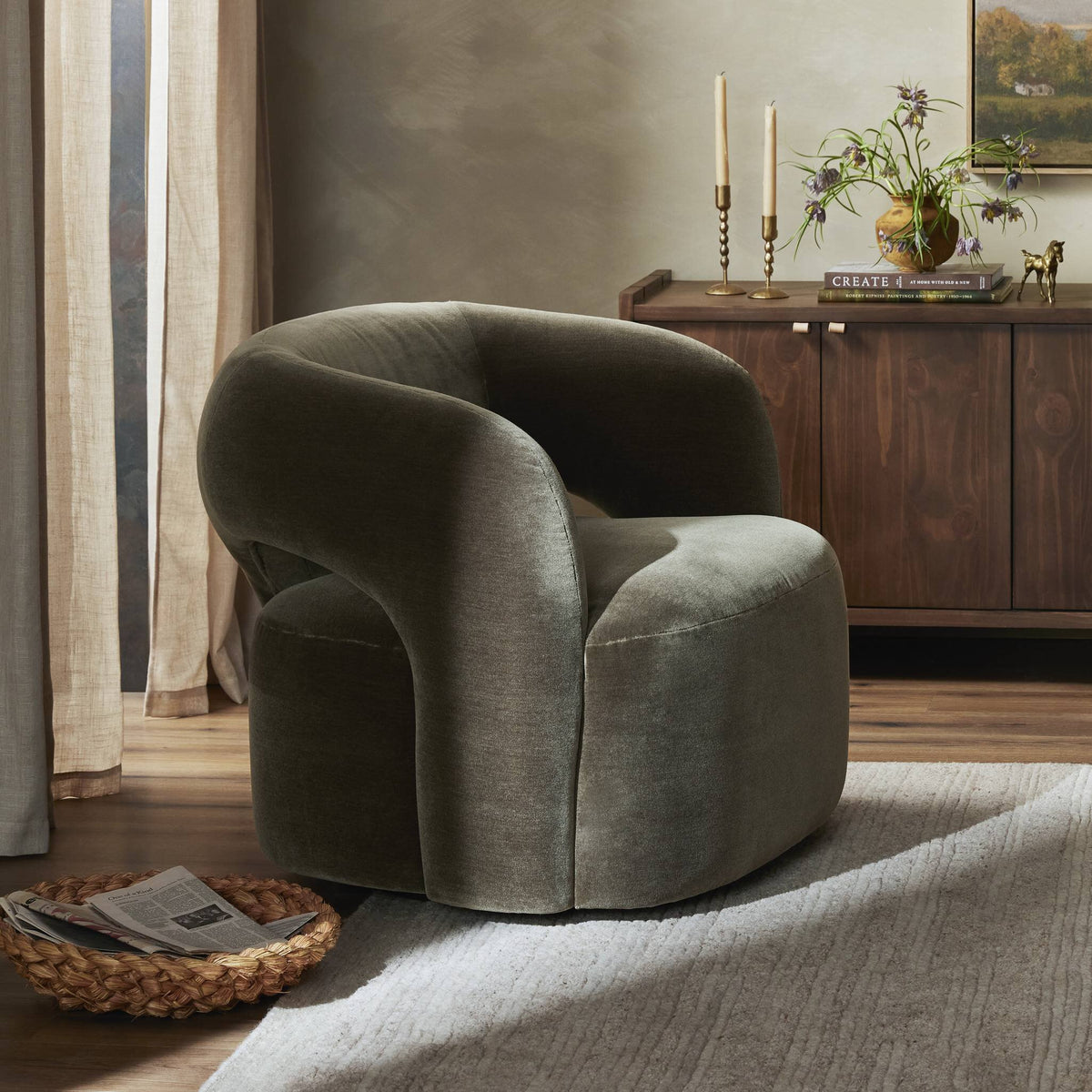 Mazie Swivel Chair - Monte Olive