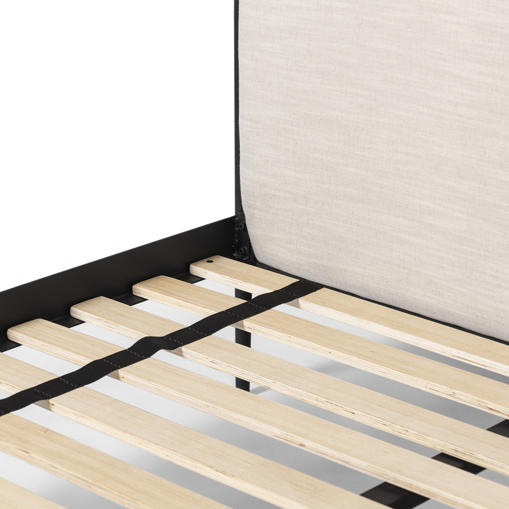 Xander Bed - Savoy Parchment