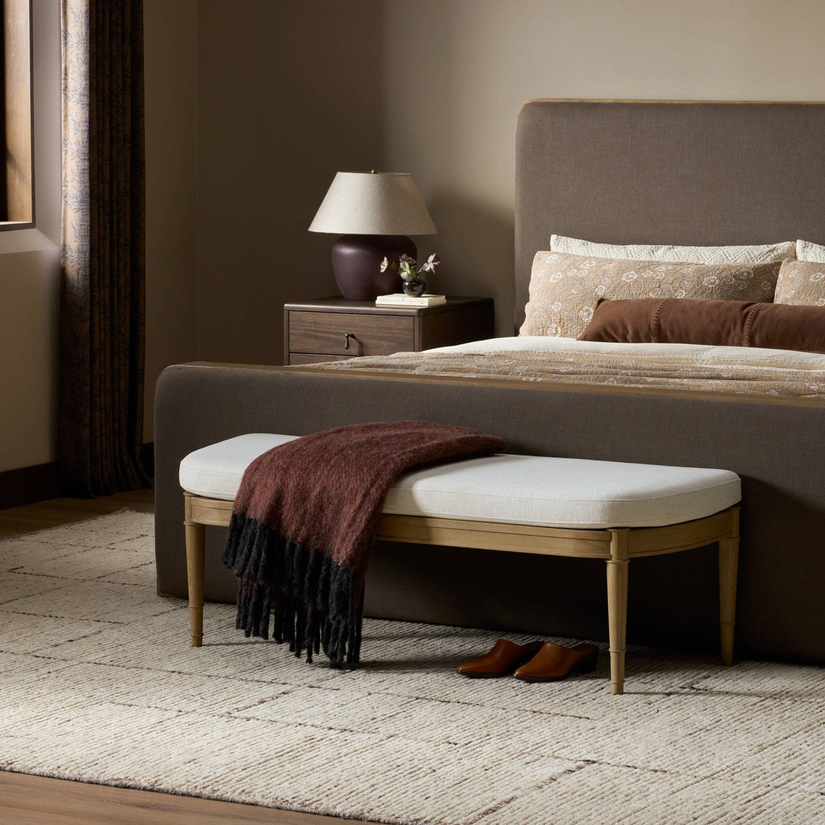 Moya Accent Bench - Crypton Nomad Snow