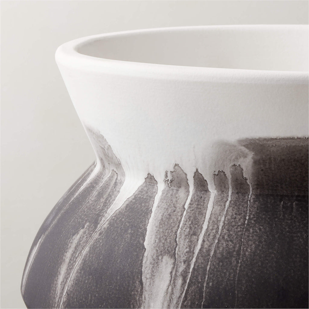 White Vase (Issaquah)