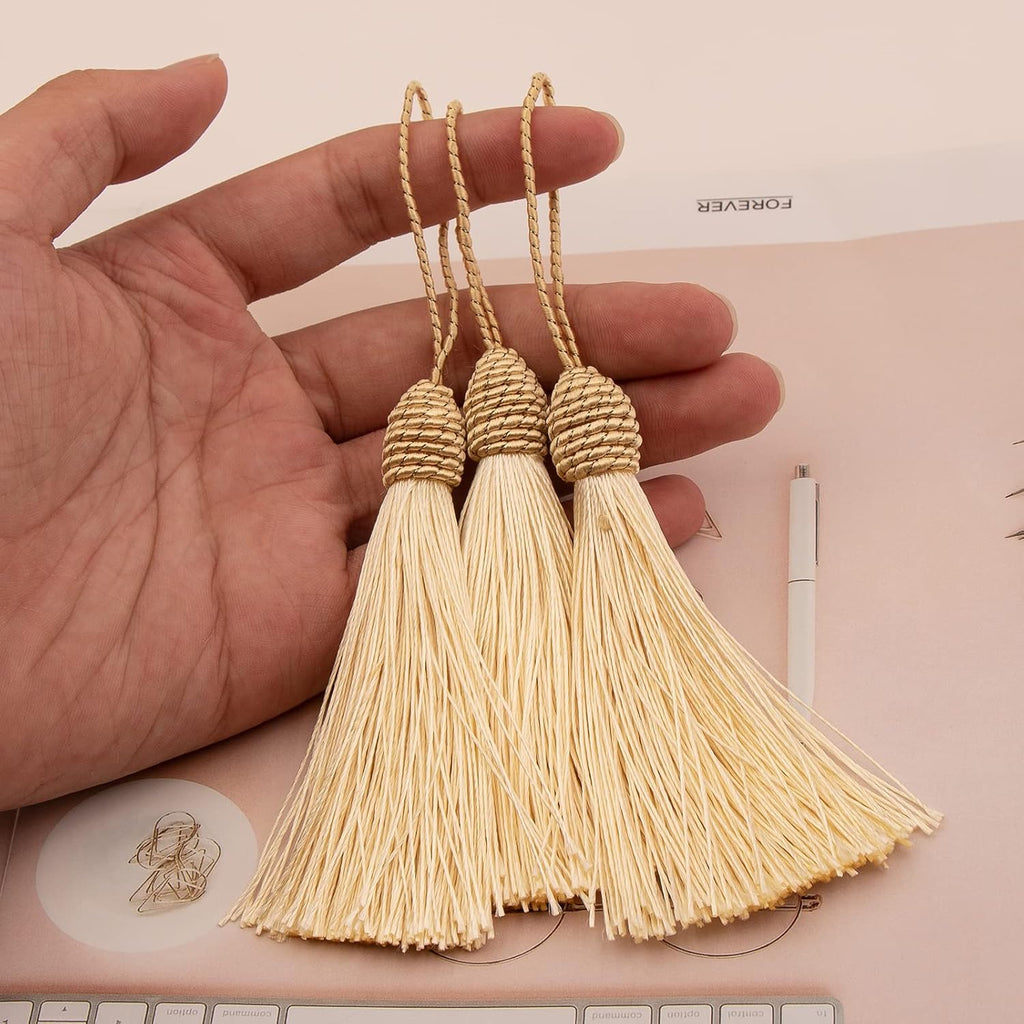 6" bookmark tassel, cream