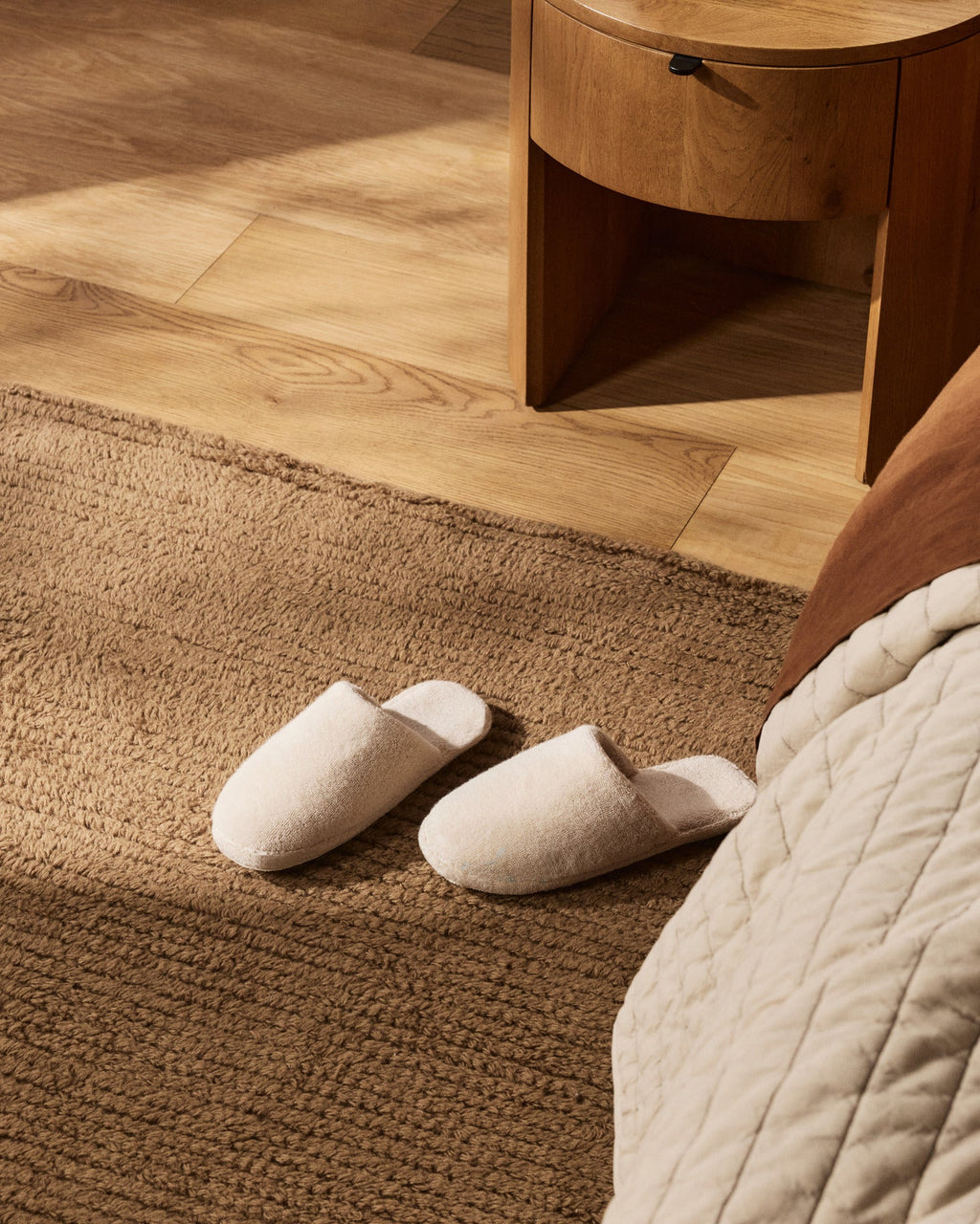 Classic Plush Slippers (Bone)