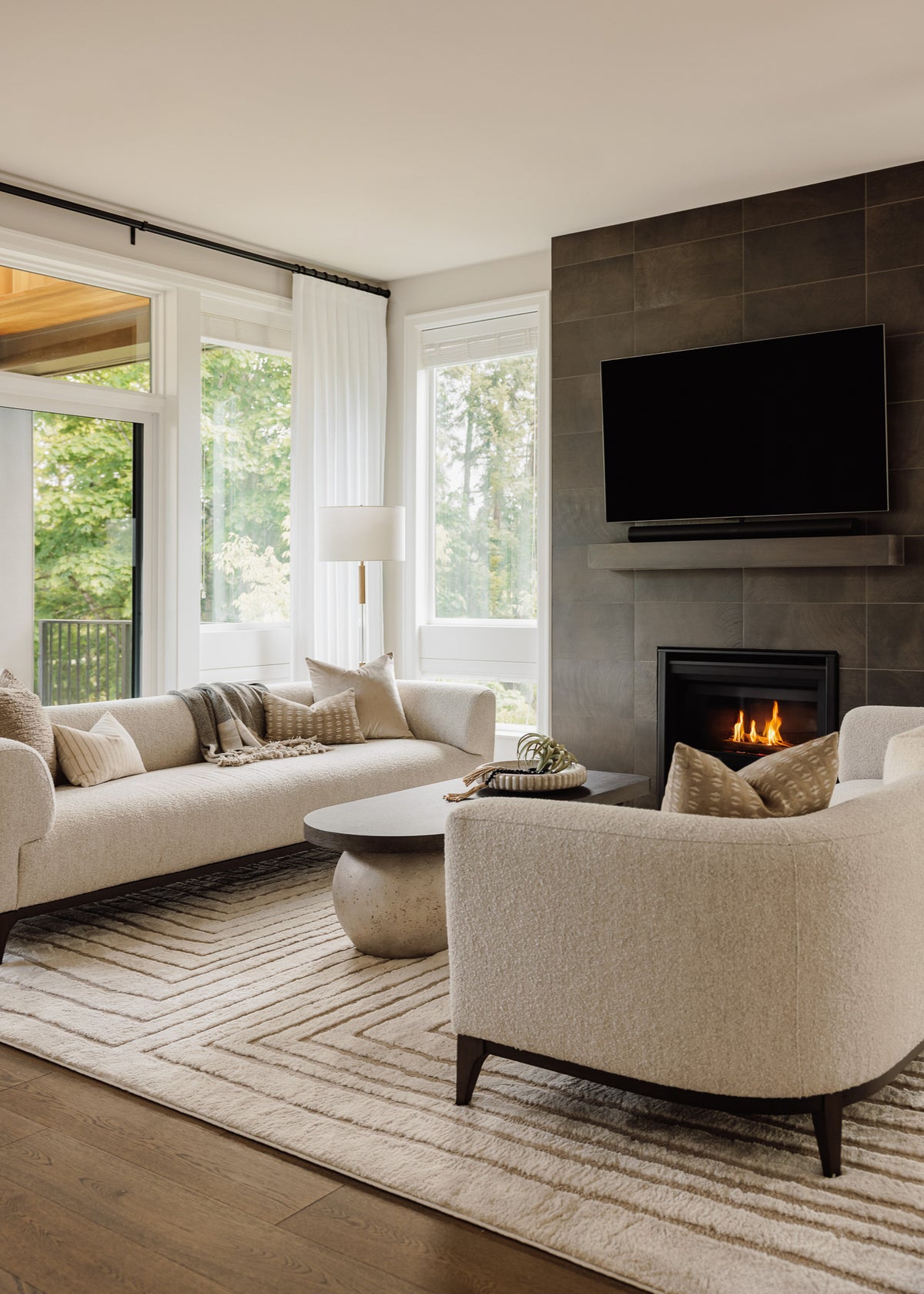 Living room styled by Elegant Simplicity Interiors for Mimi + Brooks.