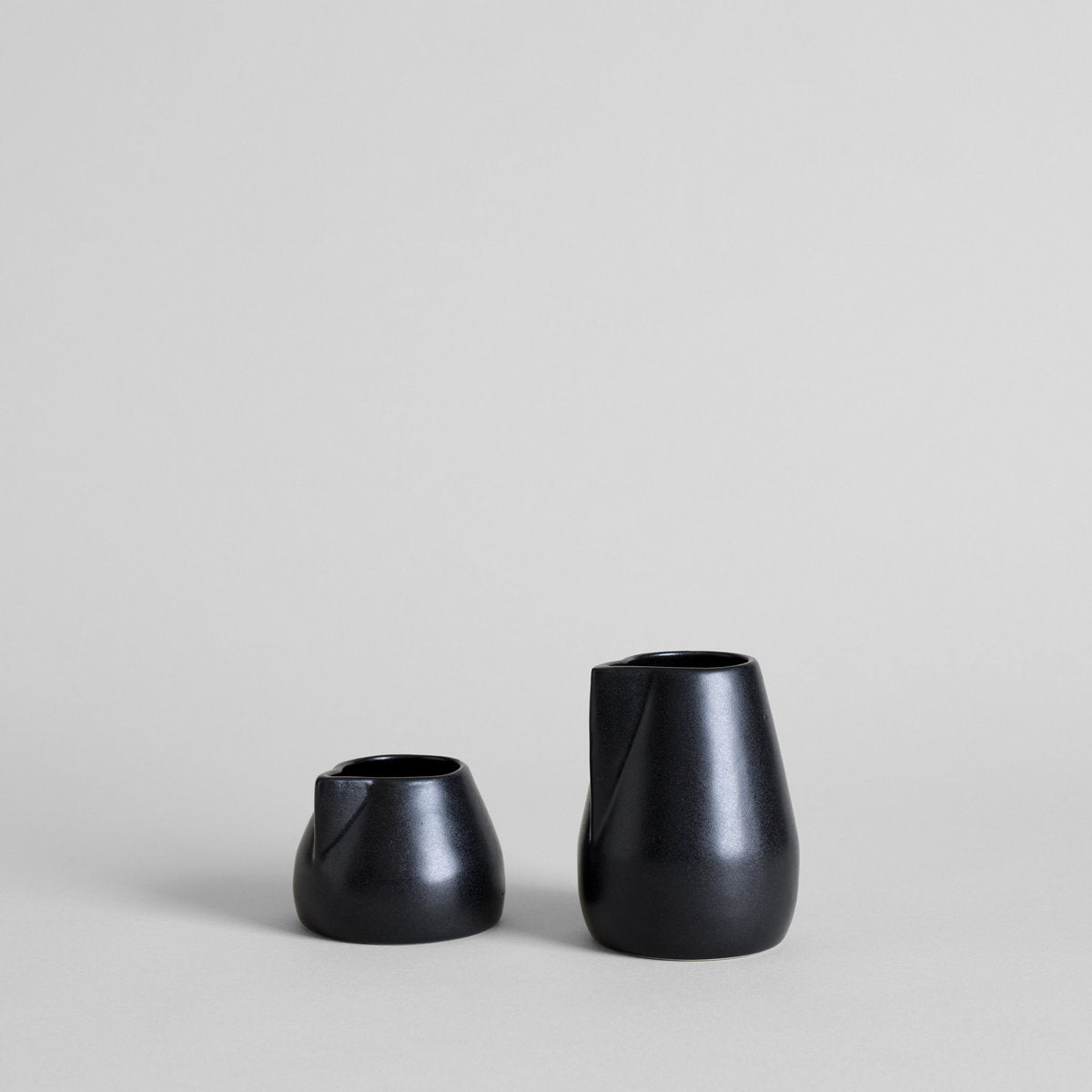 Novah Creamer Set, Black
