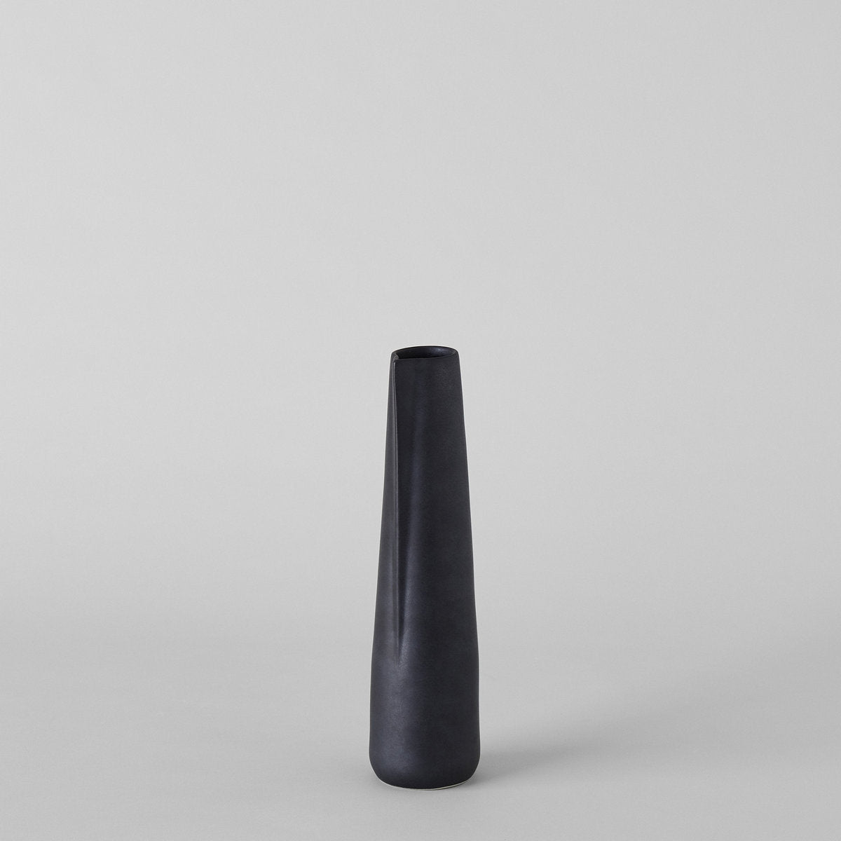 Black Novah Pitcher