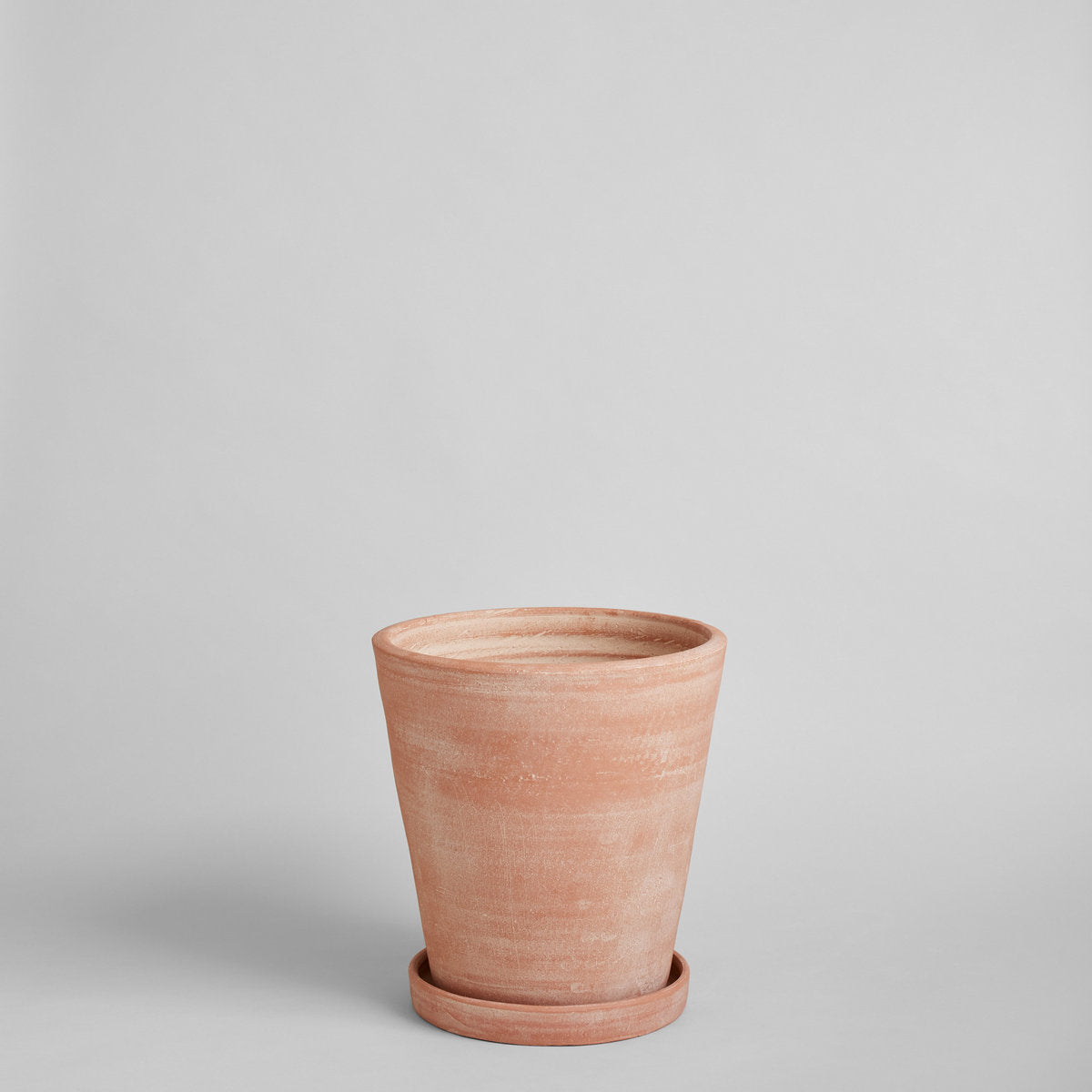 Terracotta Studio Planter, Whitewash
